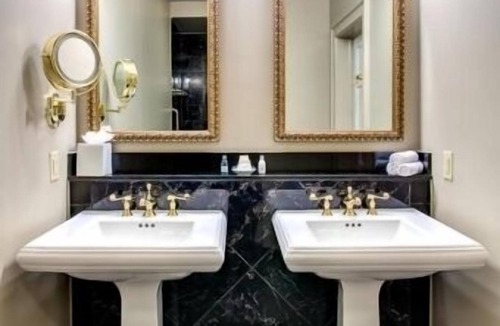 French Quarter Hotel | Audubon Cottages