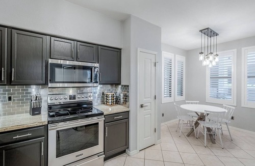 Kierland Condo | Aug Special|Kierland|Pets|Pool|HotTub|Greenside 9 ~ Pet Friendly ~ Golf Retreat