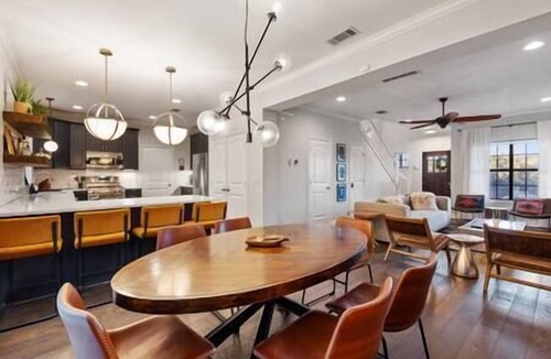 MLK House | Austin-Pool-Arcade-Guest House-COTA-UT-Sleeps 16