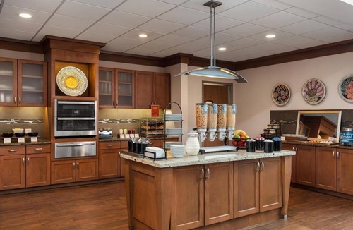 McNeil Hotel | Austin's Finest | 2 Units w/Free Breakfast, Free Parking + Outdoor Pool