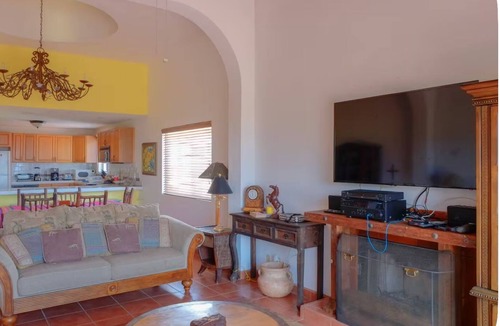Salsipuedes House | Baja Mar Country Club Casa 3 Recamaras Frente a campo de Golf y lago