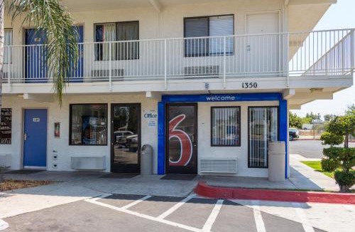 West Park Community Hotel | Bakersfield, CA