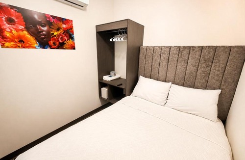 Monterrey Antiguo Hotel | Barrio Inn Padre Mier Hostal & Suites