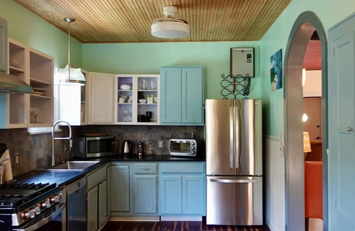 Barton Heights House | Barton Cottage above The Springs