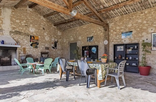 Oppede House | Bastide du 19ième by Interhome