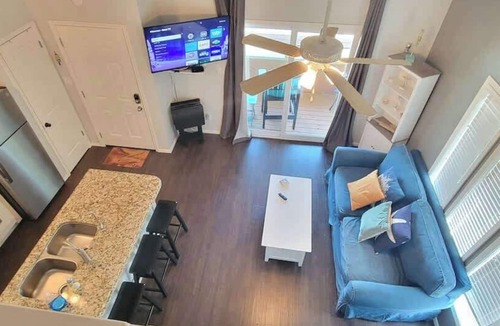 Port Isabel Apartment | * Bay Sunset Views * Waterfront Pool * Boat Slip