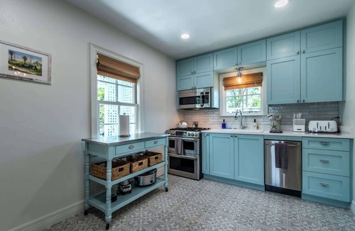 Del Mar House | Bayfront Breeze on Ocean Drive Sleeps 15