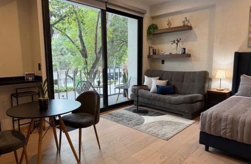 Roma Sur Hotel | BC102 Roma Loft with Balcony, Fast WiFi & Terrace