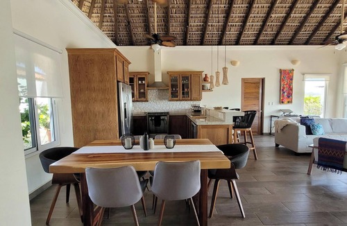 San Pedro Mixtepec Villa | Beach Bungalow with stunning Pacific Ocean and Mountain views awaits!