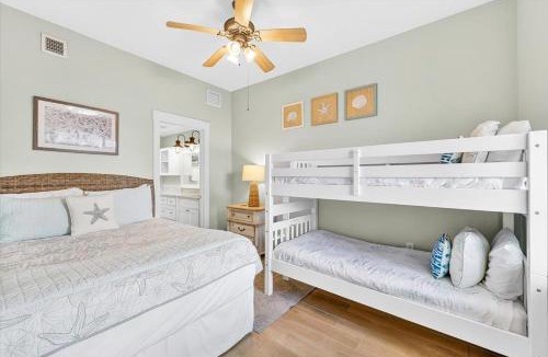 Cinnamon Shore Apartment | Beach Haven TC 3103