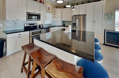 Miramar House | Beach Heaven