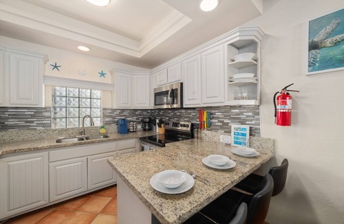 Cholla Bay House | Beach Home | Steps to Sand | Pool & Jacuzzi Unit C