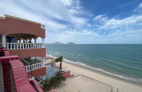 Villas de Las Palmas Apartment | Beachfront, 2 bedroom Condo in San Felipe