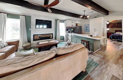 Bermuda Beach House | Beachfront Bliss Bermuda | Water Front, Beach Views, Private Patio + Fire Pit!