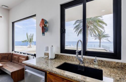 Los Barriles House | Beachfront Casa Infinity Pool