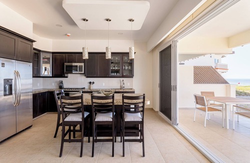 Puerto Escondido Apartment | Beachfront Condo in Peaceful Puerto Escondido at Vivo Resort