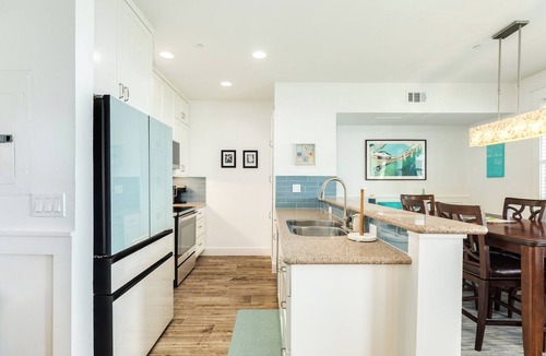 Red Fish Cove Condo | Beachfront Condo w/Pt West Amenities incl. POOL, hot tubs, walking & bike paths