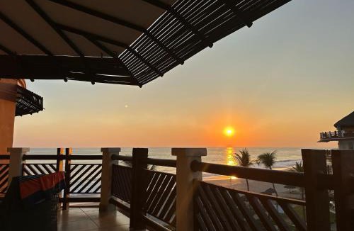 Puerto Escondido Apartment | Beachfront in a peaceful Resort 8mi from Puerto Escondido