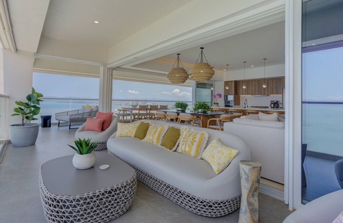 Las Glorias Apartment | Beachfront Luxury 4BR | Pools, Gym & Ocean Views