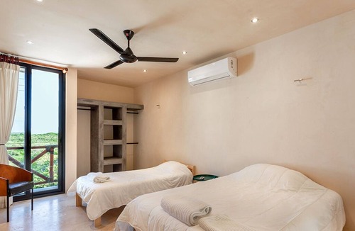 Ixil House | Beachfront Oasis with 2 Private Pools / Casa A-Mar