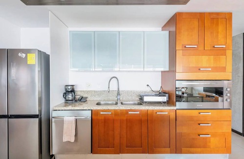 South Hotel Zone Apartment | Beachfront Peninsula PV 8th Floor