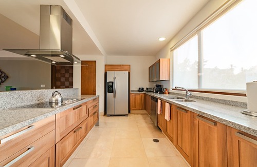 Santa Maria Huatulco Condo | Beachfront Penthouse | Resort Amenities