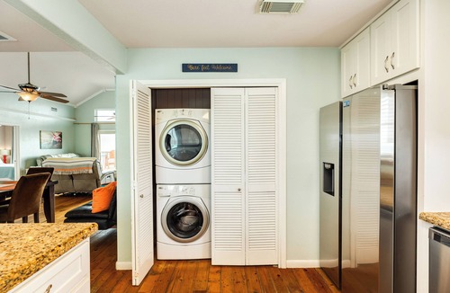 Jamaica Beach House | Beachfront, Pet Friendly, Deep Covered Deck & Vacay Ready!