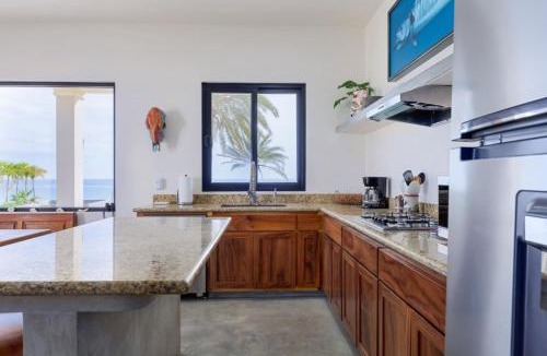 Los Barriles House | Beachfront Pool, Rooftop Views & Baja Sunrise