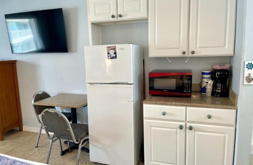 Port Aransas Apartment | Beachgate Condo Suites and Hotel 437