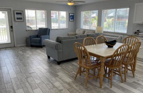 Port Aransas Apartment | Beachgate Condo Suites and Hotel 217 - 218 - 219 condo