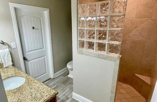 Port Aransas Apartment | Beachgate Condo Suites and Hotel 341 - 342 condo