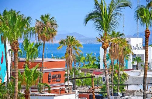 La Paz Hotel | Beachside Bliss Suite 1 Block from Malecon