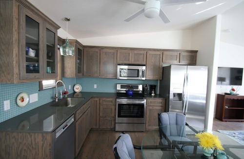 Manchaca House | Bear Creek Cottage Exquisite Texas Retreat!