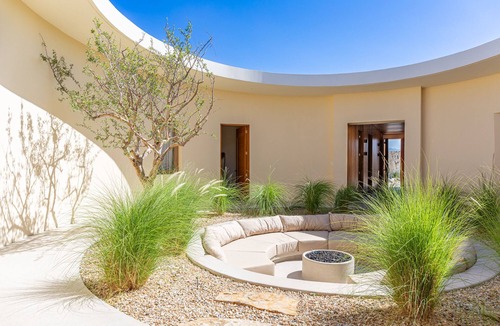 La Ribera Villa | Beautiful Beachfront Family Home