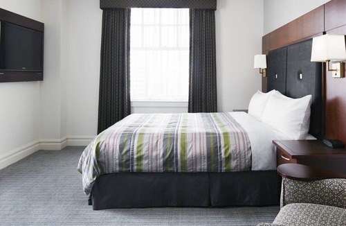 Downtown Houston Apartment | Beautiful 1 bedroom unit at resort, sleeps 4
