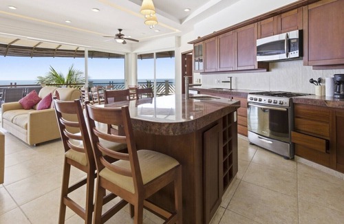 San Pedro Mixtepec Apartment | Beautiful 4 bdm Ocean Front Condo at Vivo Resorts