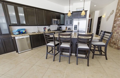 San Pedro Mixtepec Apartment | Beautiful 4 bdm Ocean Front Condo at Vivo Resorts