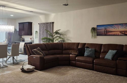 Maricopa House | Beautiful and Comfy 4-bedroom house with AC in Maricopa