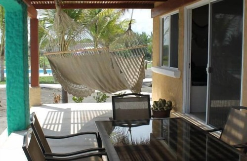 Monterrico House | Beautiful Beachfront Bungalows