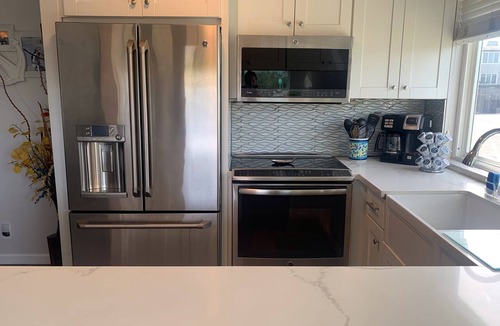 Carpinteria Condo | Beautiful Condo Steps to the Beach! Ocean View! First Floor Unit 1