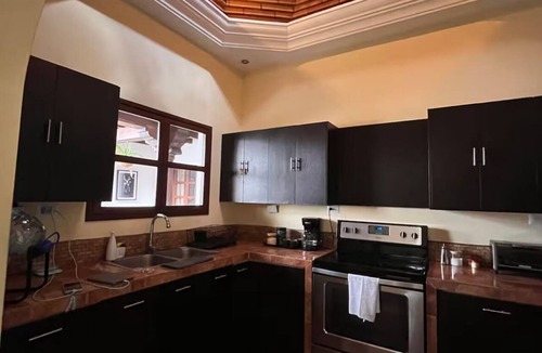 Ciudad Vieja House | Beautiful family home in a secure condominium with Wi-Fi and all the amenities