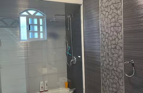 Cuautitlan House | Beautiful, modern 2-bedroom home located on a private street.
