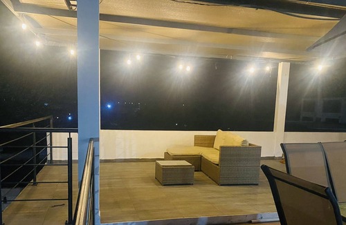 Buenavista de Cuellar House | Beautiful new house with private pool and lake view