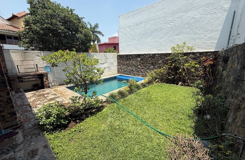 Cuernavaca House | Beautiful secure home with pool, jacuzzi and BBQ. (Suitable for some pets)