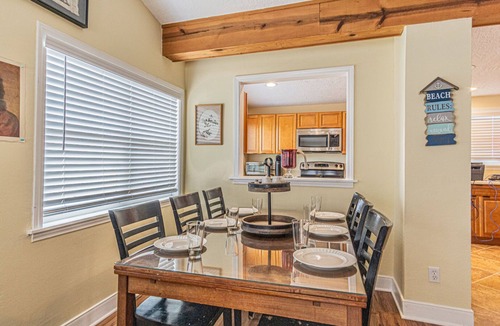 Acapulco Village House | Beautifully Built Beach Waves C - Steps to the Beach, Book Now!