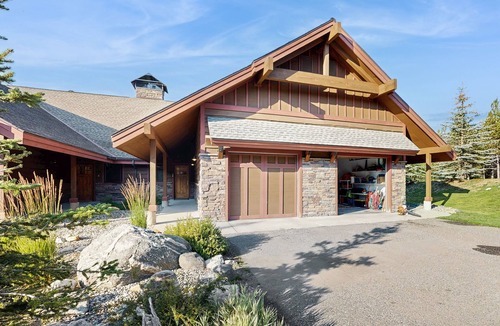 Big Sky House | Beautifully updated Big Sky chalet with hot tub, deck & free WiFi