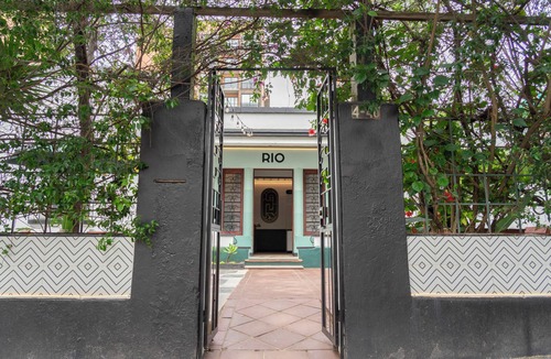 Zona 5 House | bed in shared dorm Rio Hostel in Guatemala City Zone 4, pedestrian streets.
