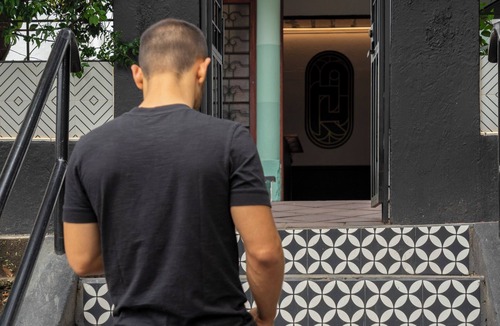 Zona 5 House | bed in shared dorm Rio Hostel in Guatemala City Zone 4, pedestrian streets.
