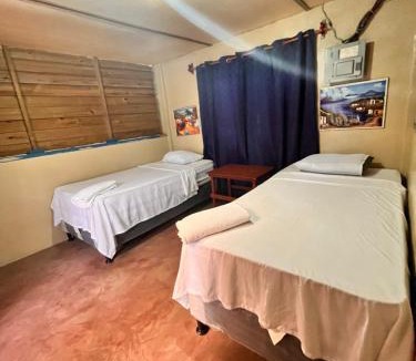 El Paredon Bed & Breakfast | Bedrooms where Charlie