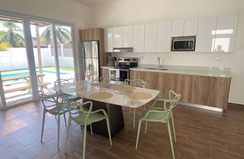 Puerto San Jose House | Bella Casa - Brisas del Pacífico 7